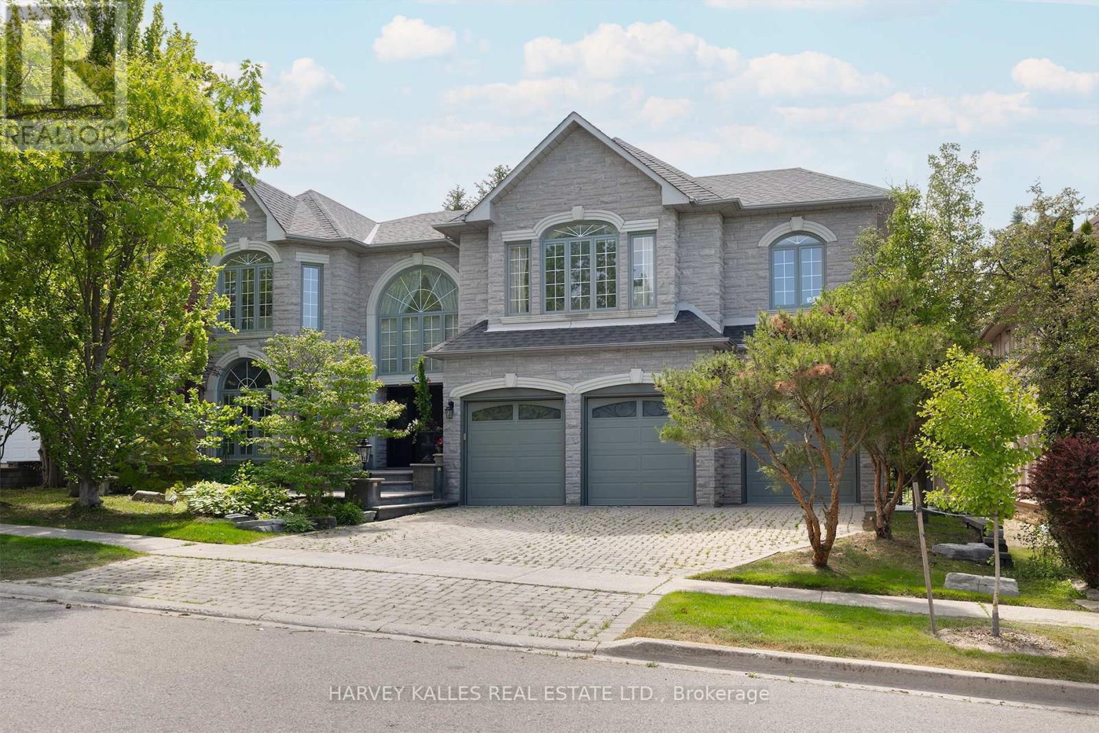 60 Bowan Ct, Toronto, ON M2K 3A7