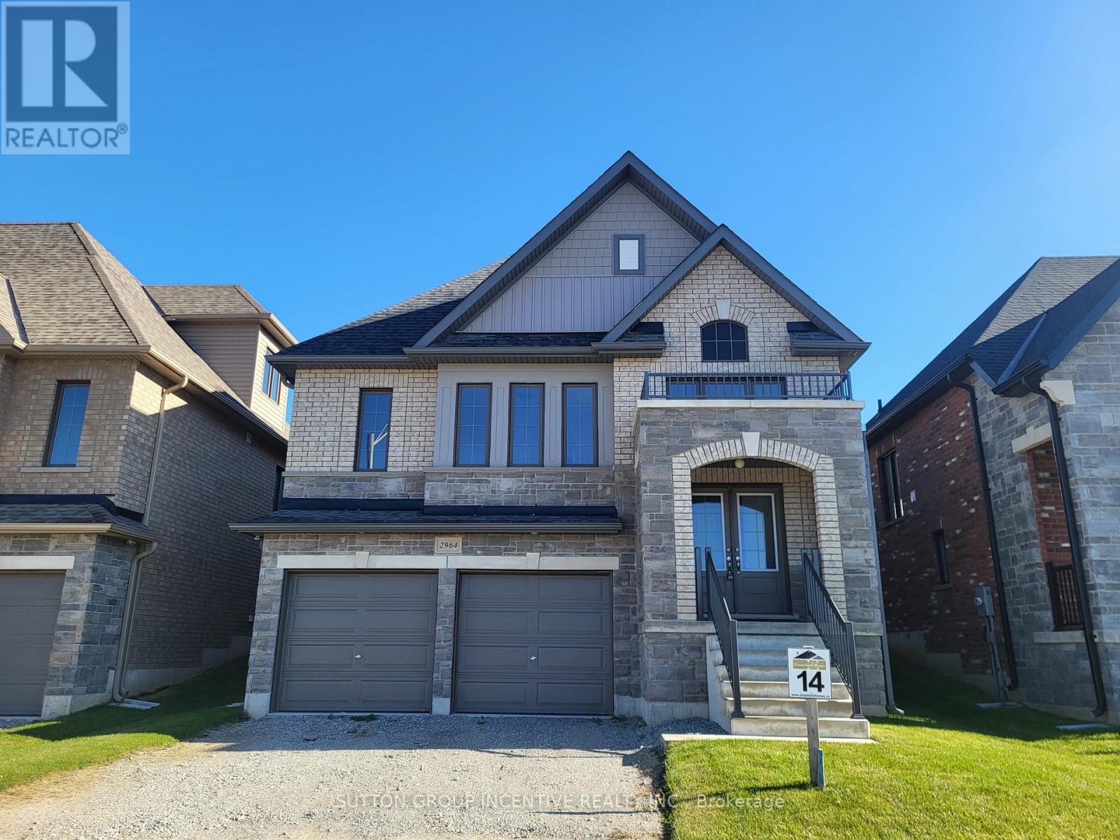 2964 Monarch Dr, Orillia, ON L3V 8M8