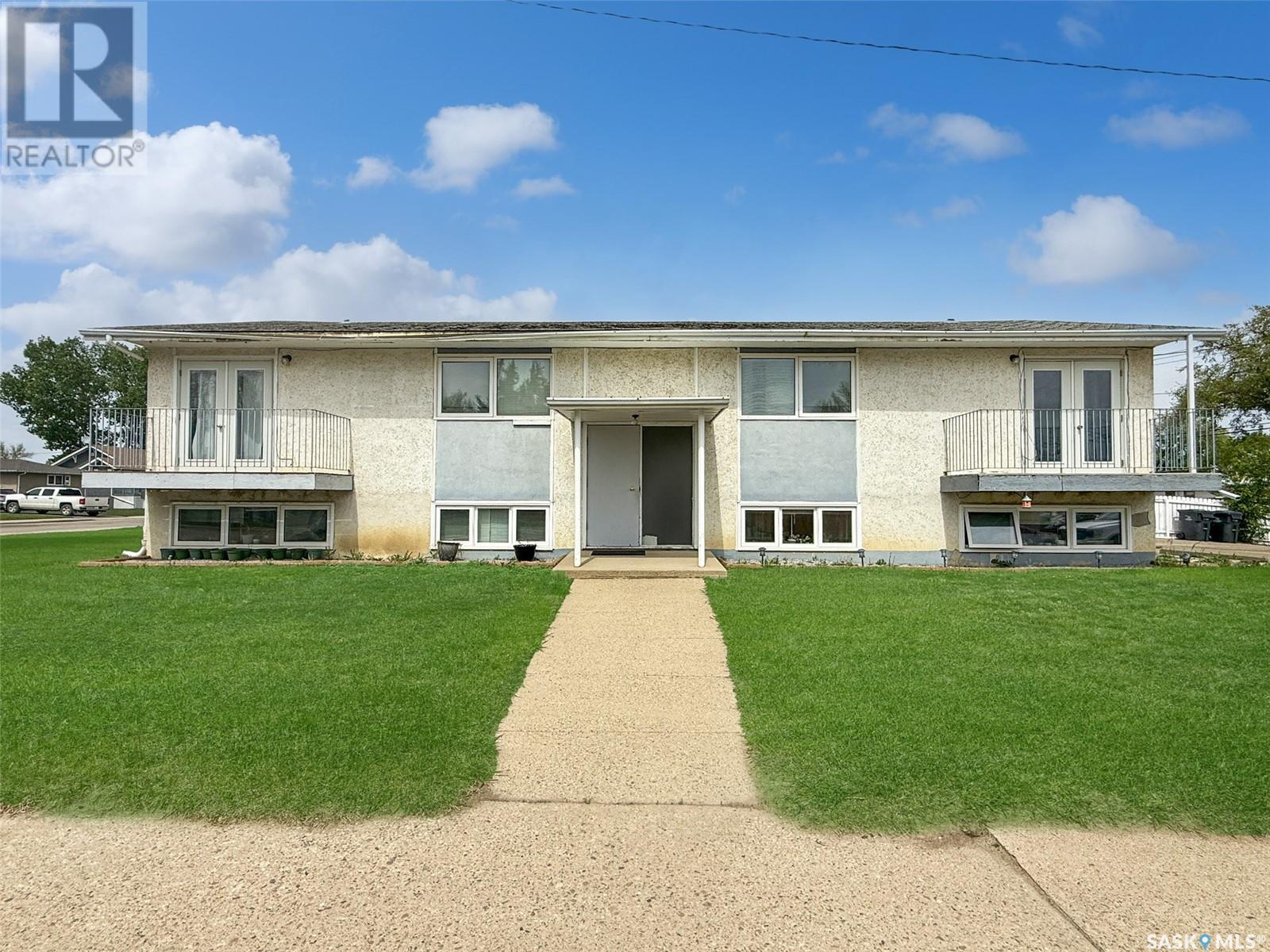275 Central Ave S, Swift Current, SK S9H 3G2