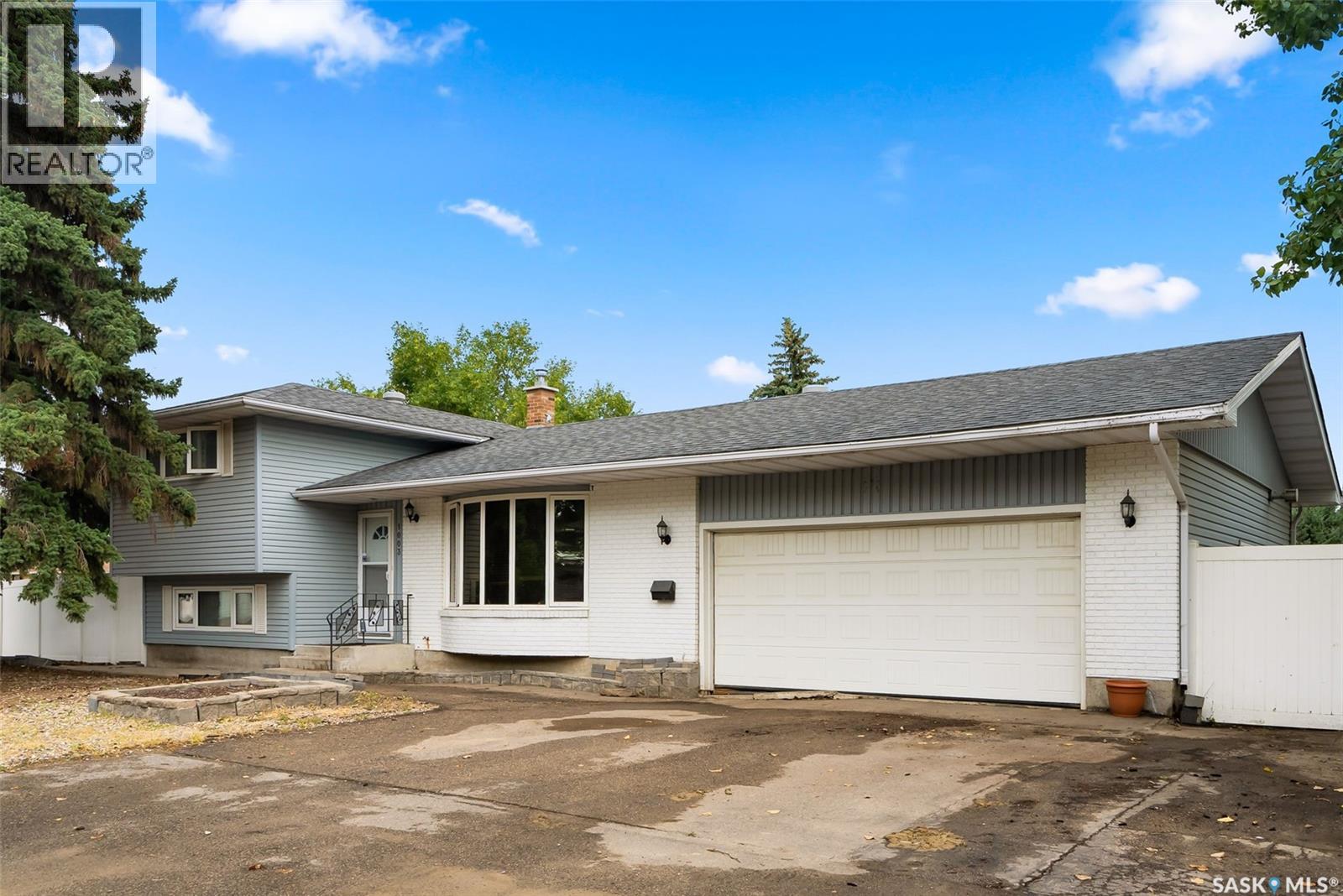 1003 Broad St N, Regina, SK S4R 6V2
