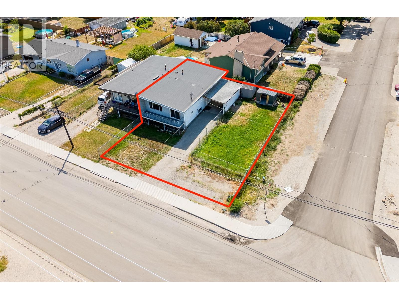 695 Belgo Rd, Kelowna, BC V1X 3A6