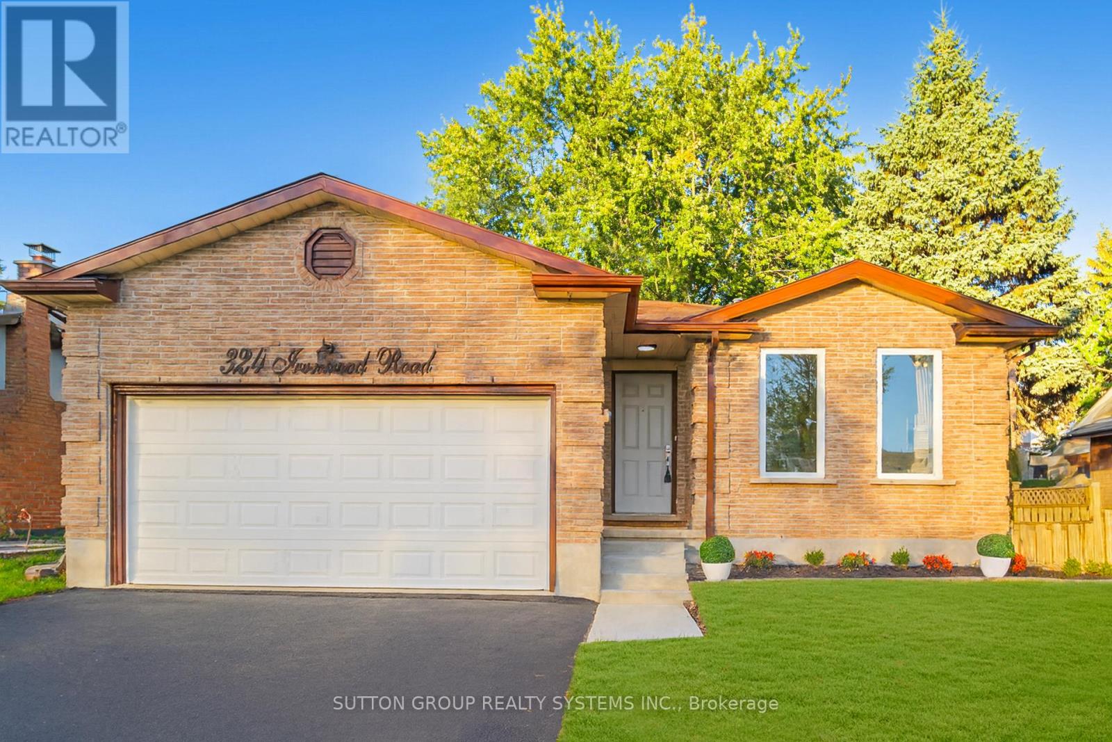 324 Ironwood Rd, Guelph Kortright West, ON N1G 3G3