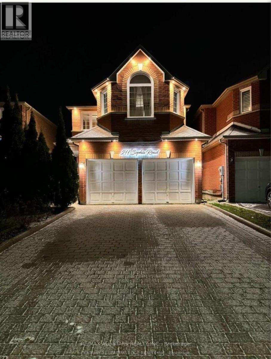211 Sophia Rd, Markham, ON L3S 4C5