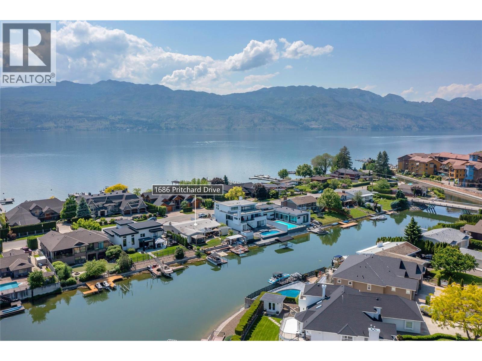 1686 Pritchard Dr, West Kelowna, BC V4T 1X5