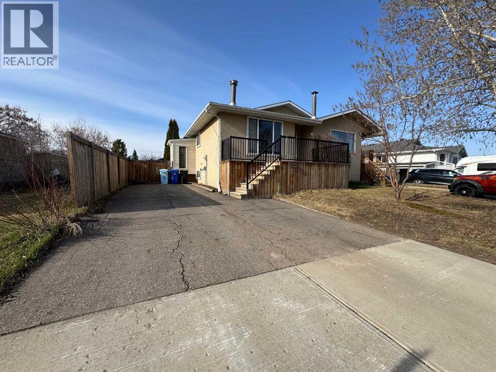 164 Wolverine Dr, Fort Mcmurray, AB T9H 4L7