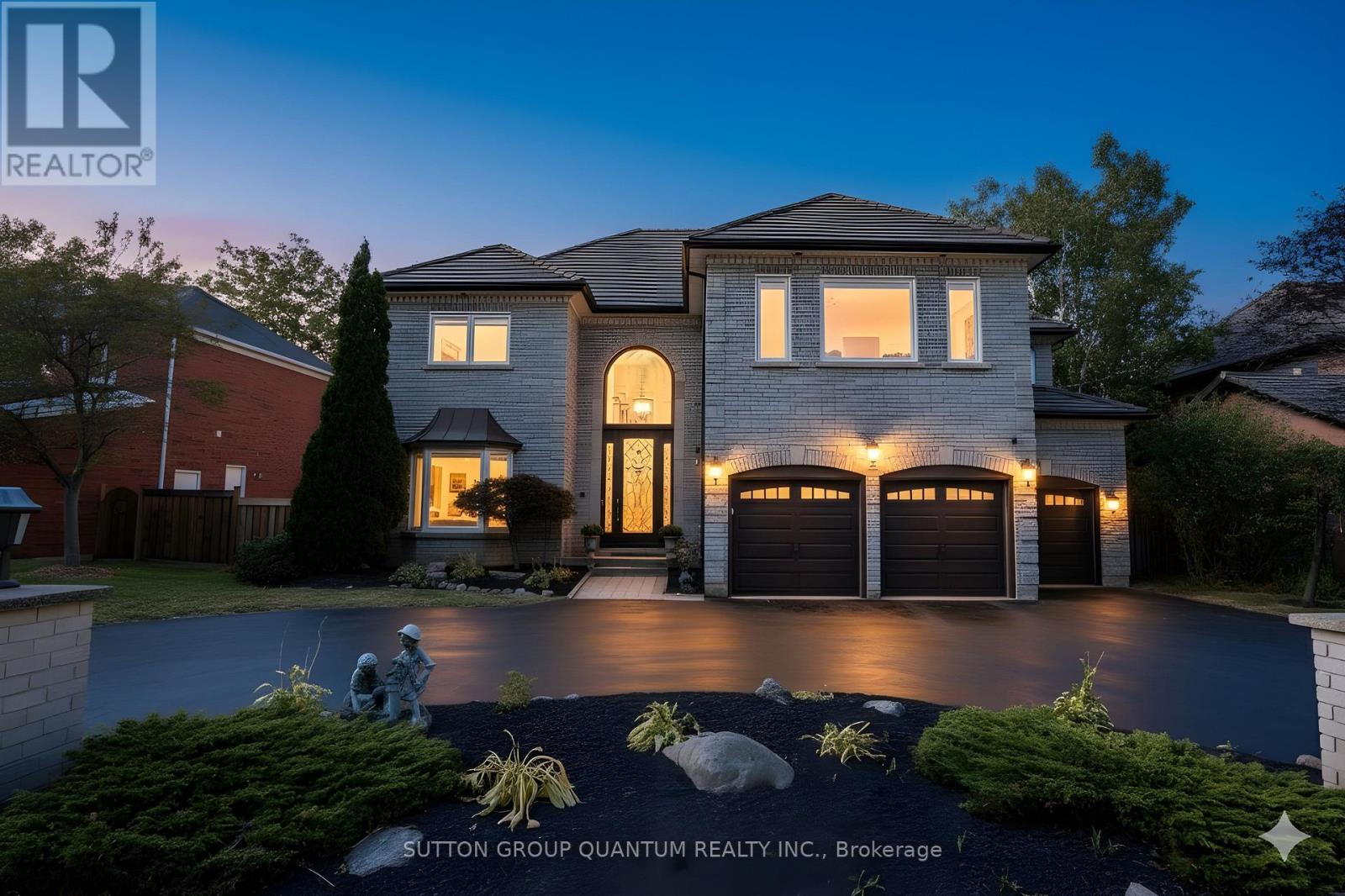 1451 Indian Rd, Mississauga, ON L5H 1S5