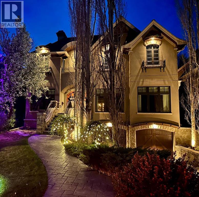 1131 Dorchester Ave SW, Calgary, AB T2T 1B1