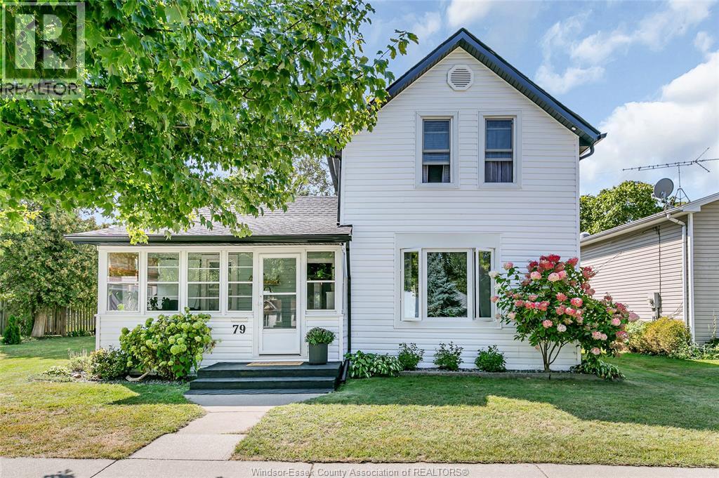 79 Walnut St, Kingsville, ON N9Y 1J1