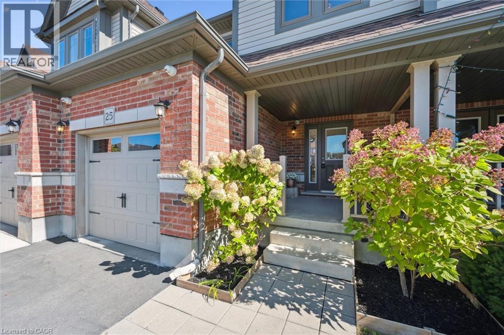 25 Sandybay Ave, Kitchener, ON N2A 0H6