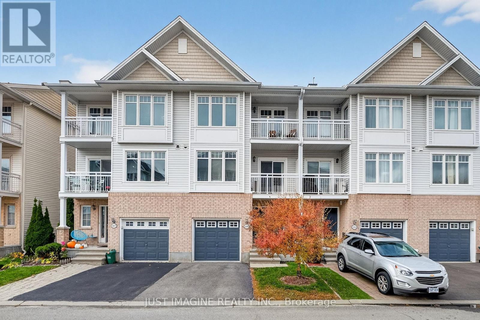 105 Caithness Private, Ottawa, ON K1W 0G4