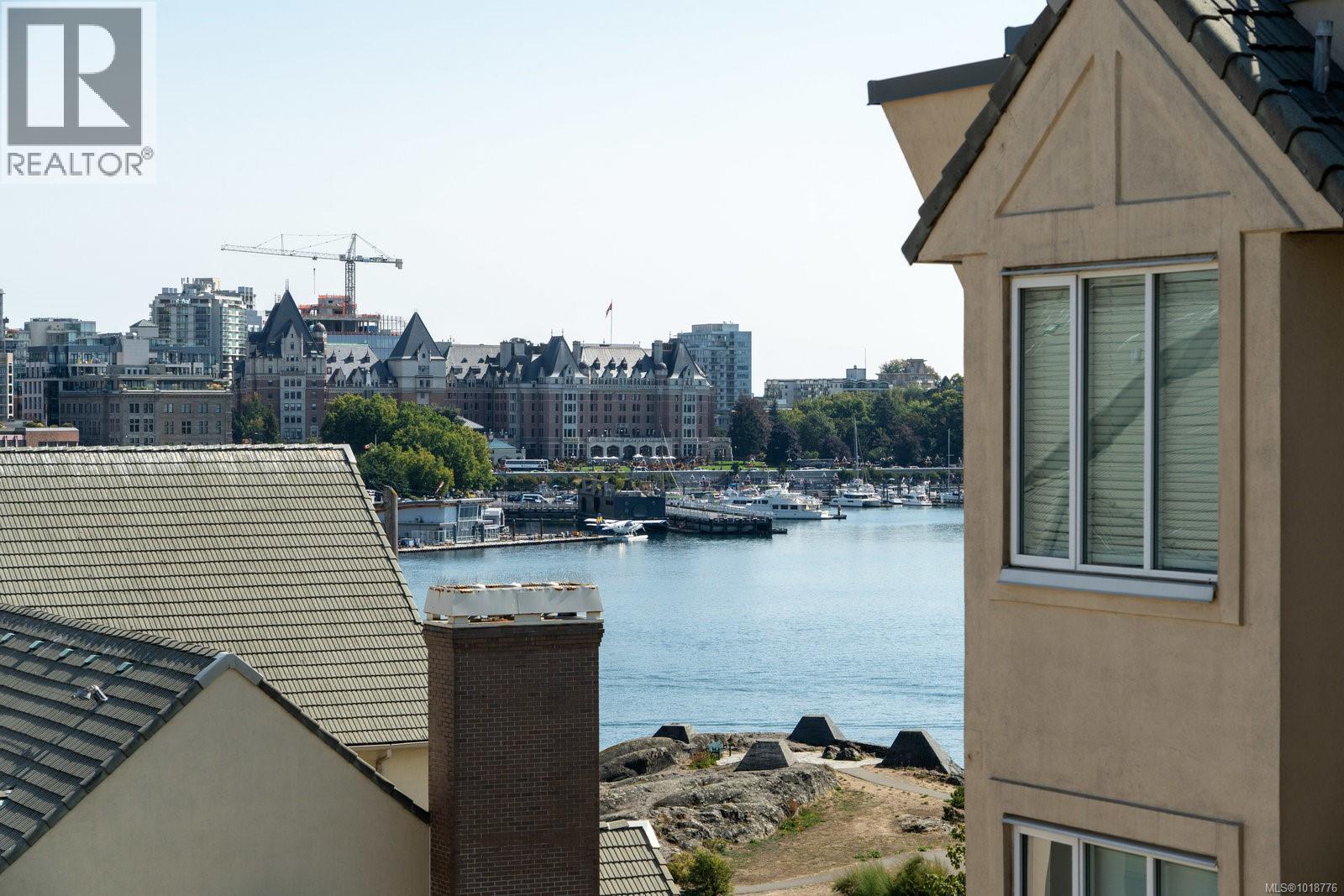 50 Songhees Rd Unit 618 Rd, Victoria, BC V9A 7J4