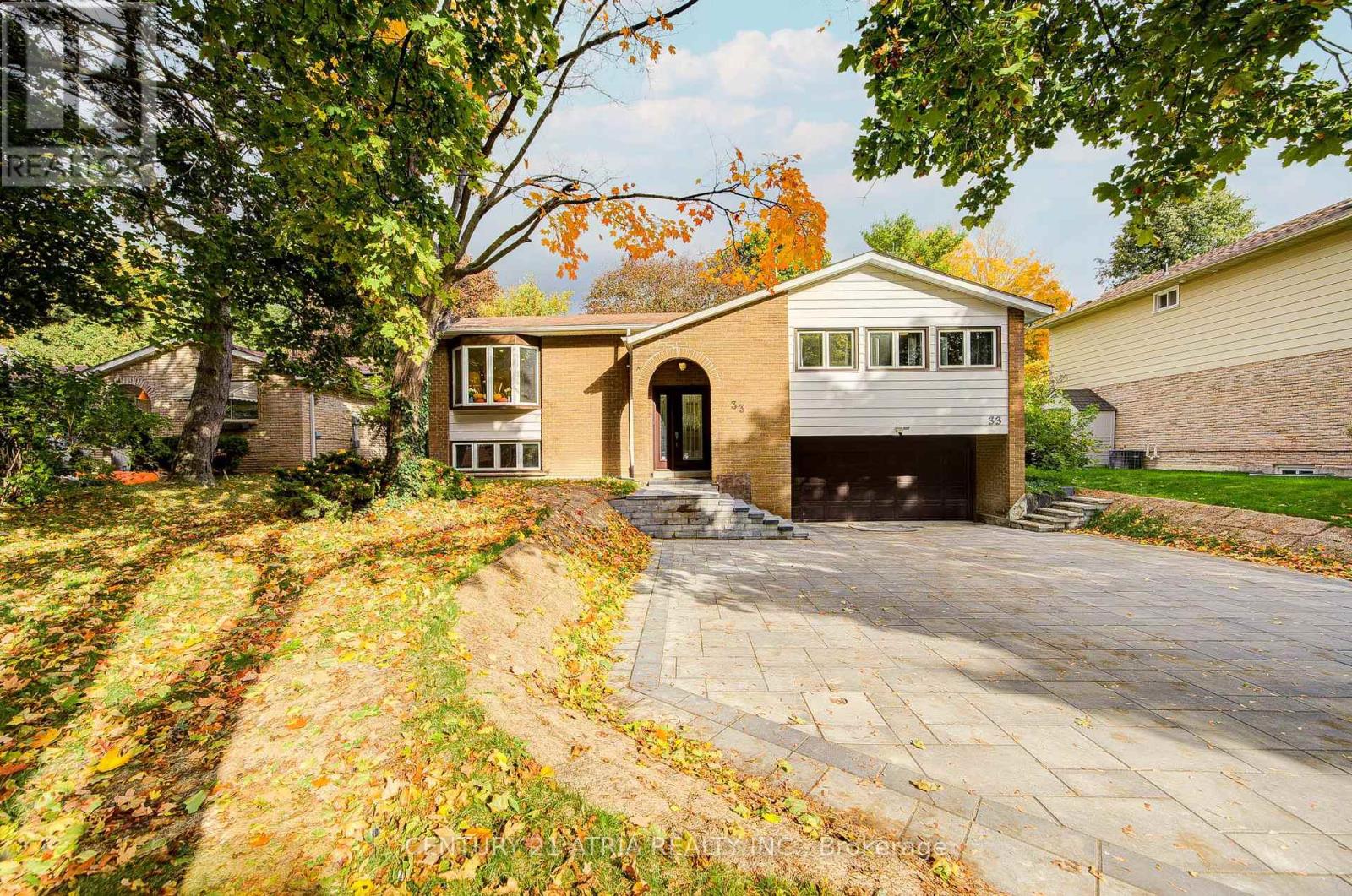 33 Sir Brandiles Pl, Markham, ON L3P 2Z4