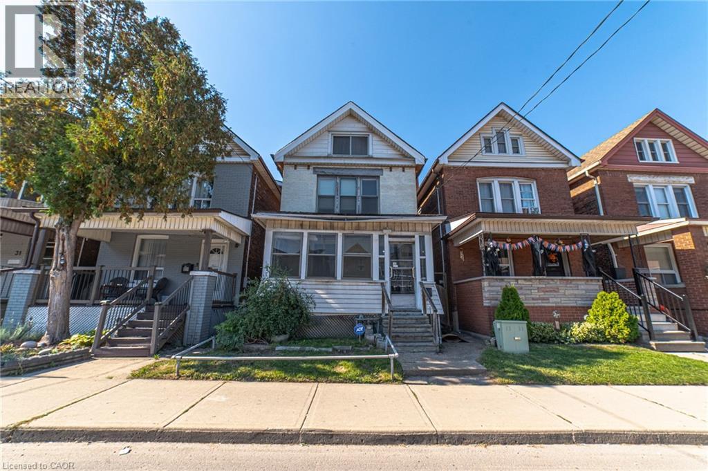35 Sherman Ave N, Hamilton, ON L8L 6L9