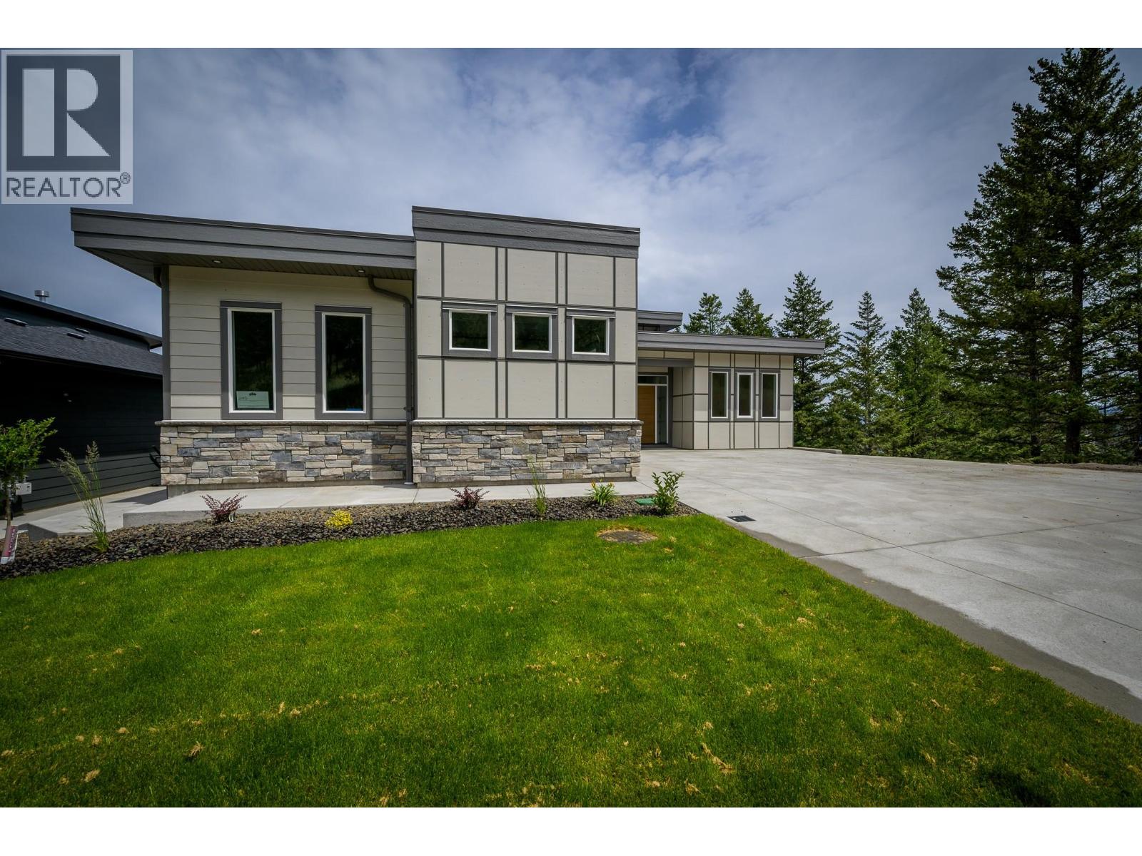 2140 Linfield Dr, Kamloops, BC V1S 0G3