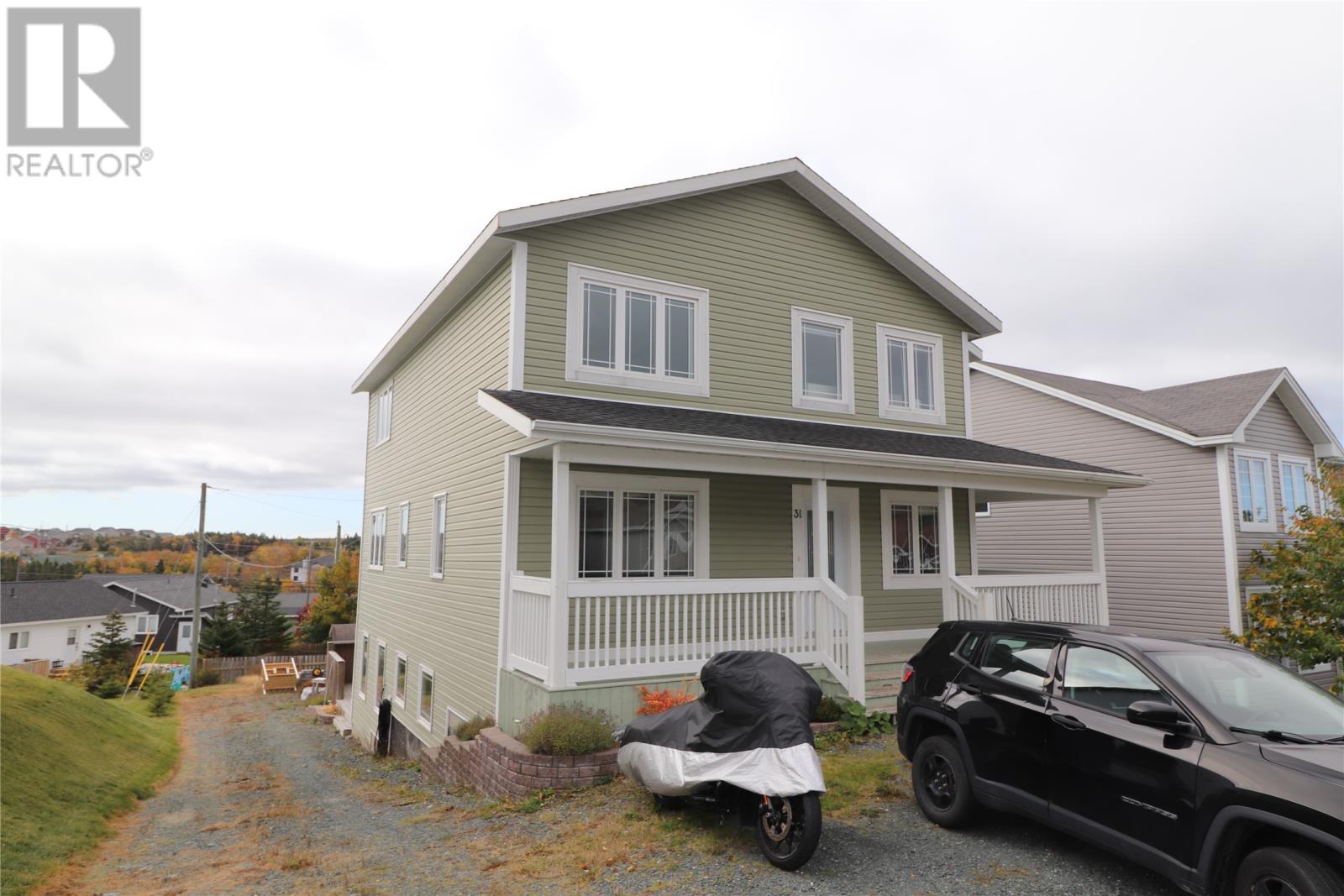 31 Brittany Dr, Paradise, NL A1L 0E4