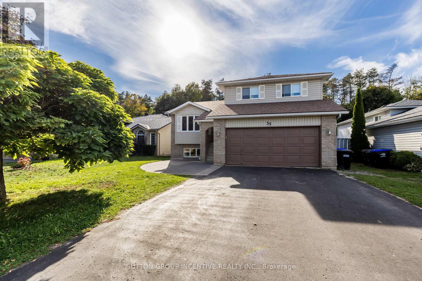 59 Osborn St, Essa, ON L0M 1B0