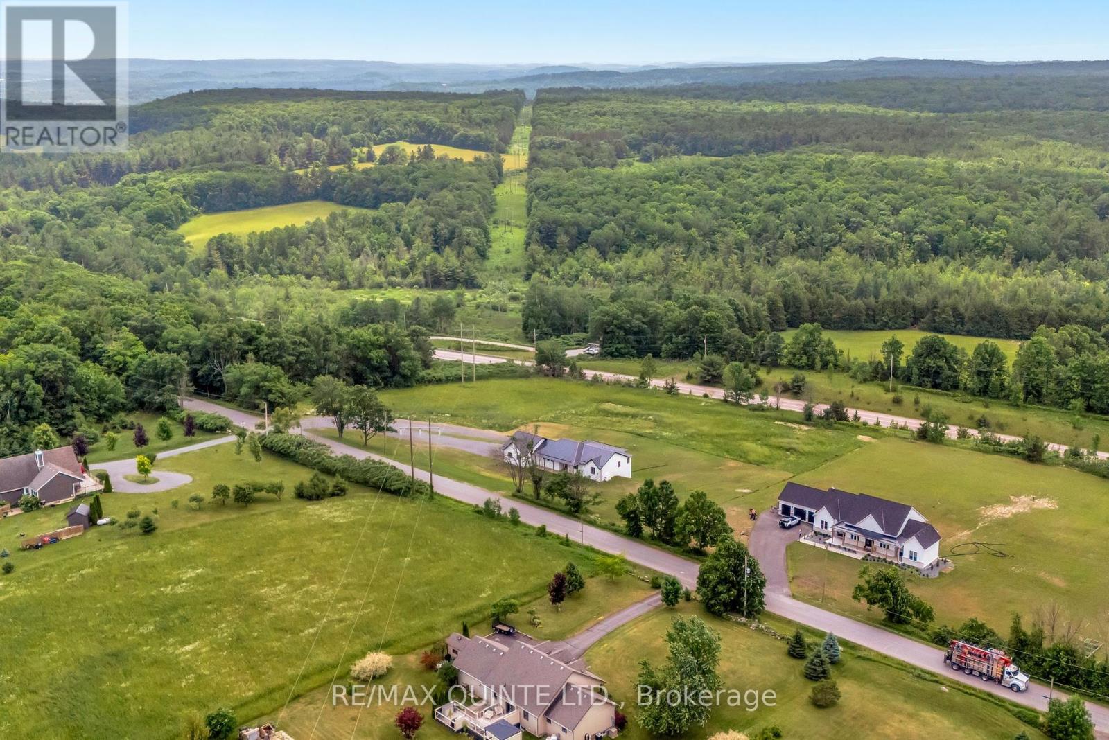 171 Pine Hill Cres, Belleville, ON K0K 3E0
