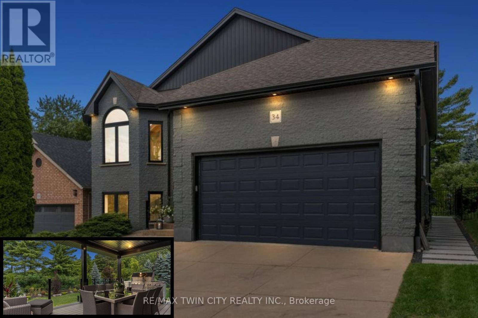34 Woodcrest Ct, Kitchener, ON N2P 2K2