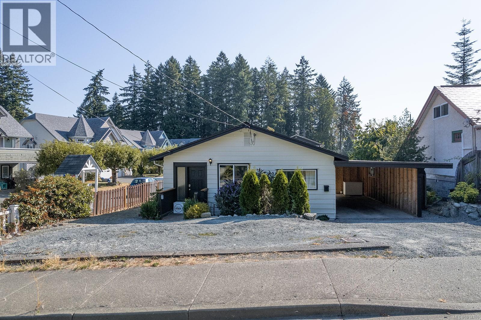 5813 Banks Rd, Duncan, BC V9L 1L3