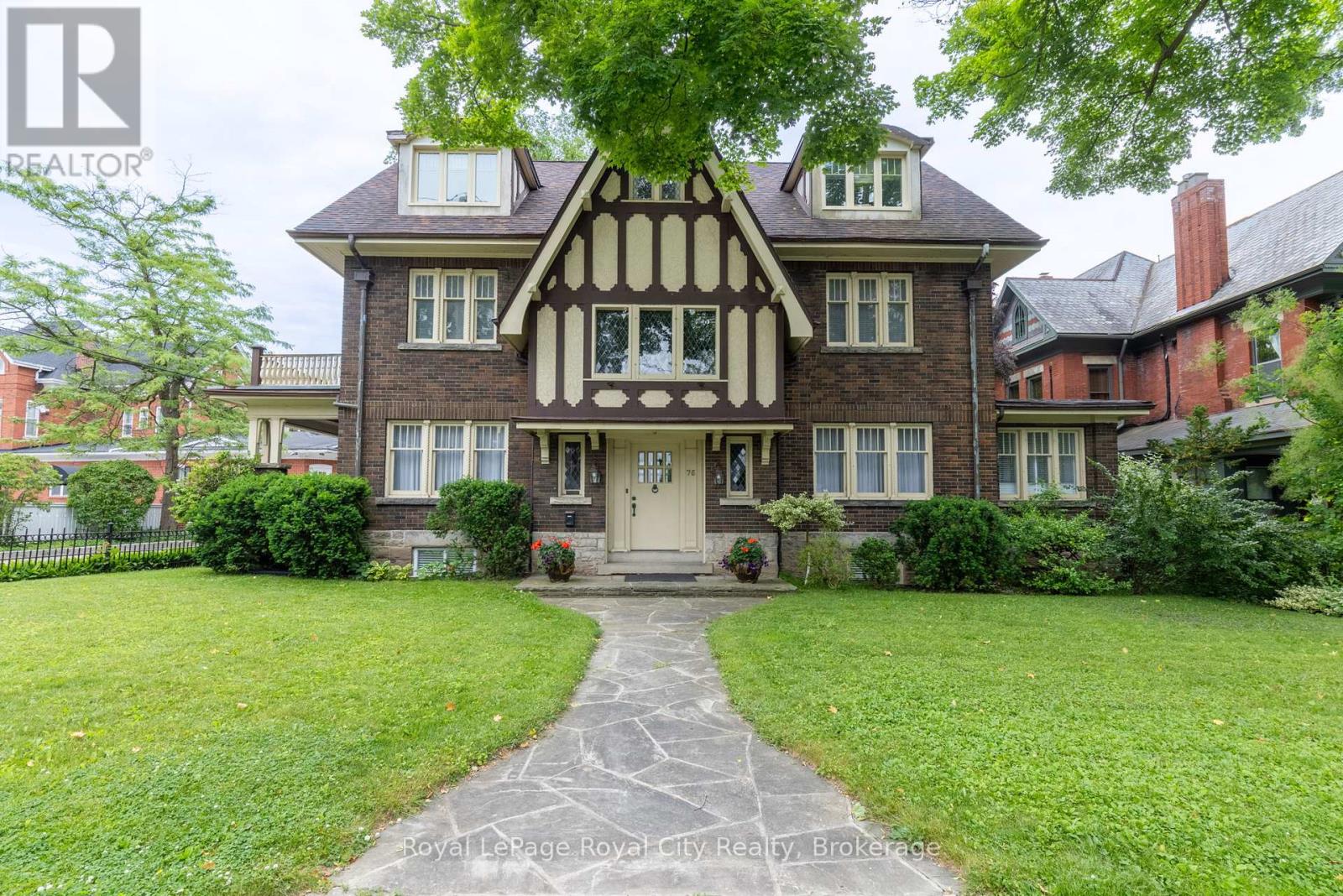 76 London Rd W, Guelph, ON N1H 2B7