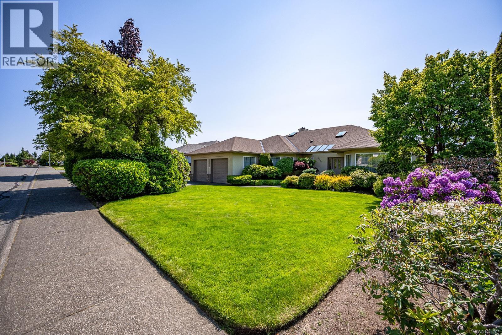 1597 Trumpeter Cres, Courtenay, BC V9N 8W6