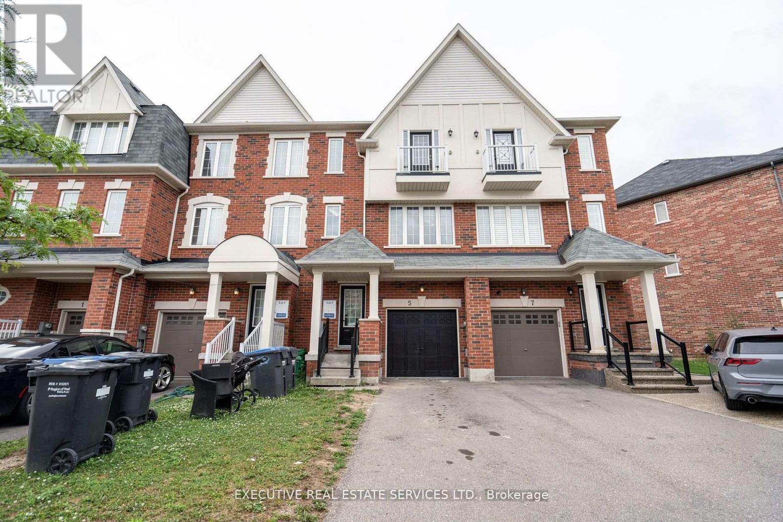 5 Sprucewood Rd, Brampton Heart Lake East, ON L6Z 0J3