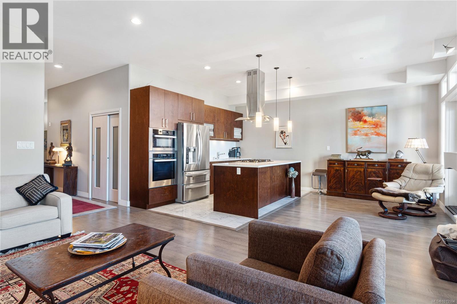 10 Chapel St Unit 403 St, Nanaimo, BC V9R 5H2