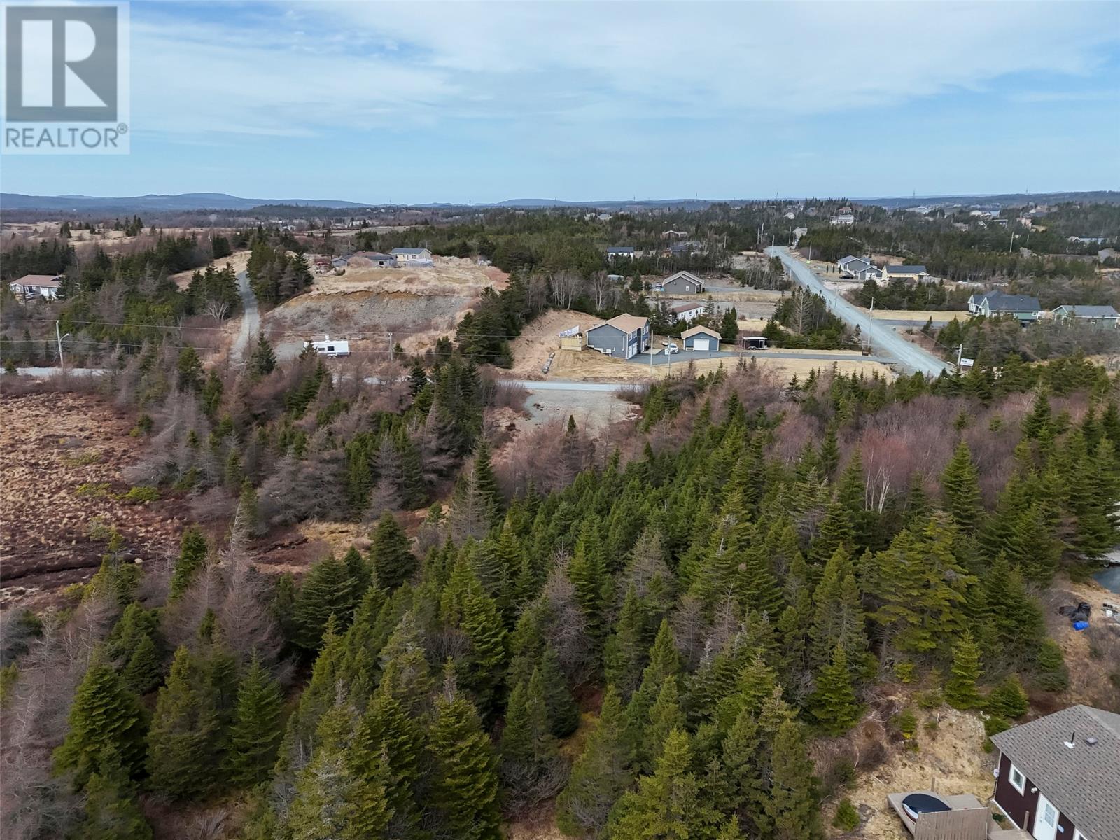 100-102 Cabot Ave Ext, Whitbourne, NL A0B 3K0