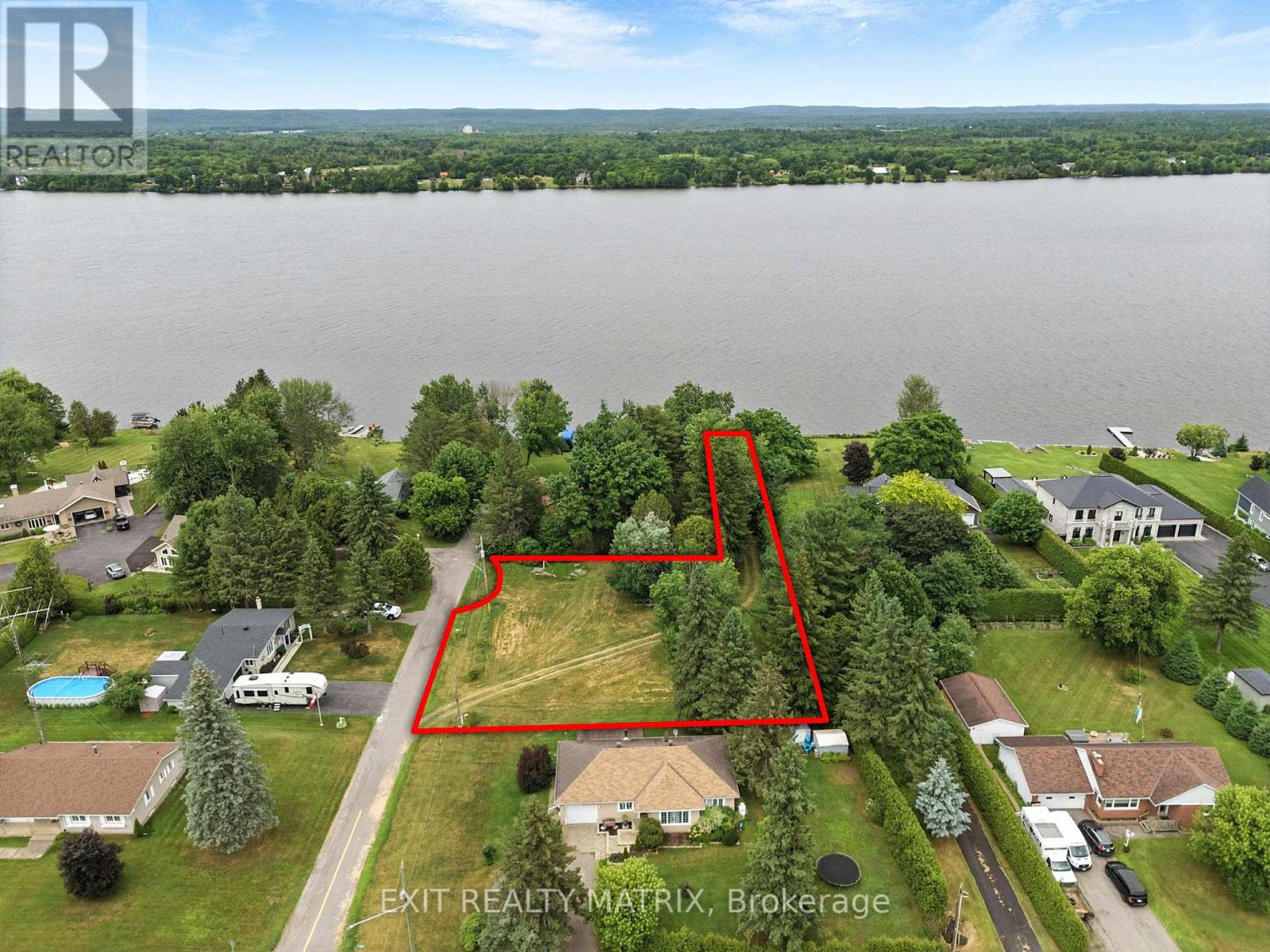 45 Des Erables St, East Hawkesbury, ON K6A 2W5
