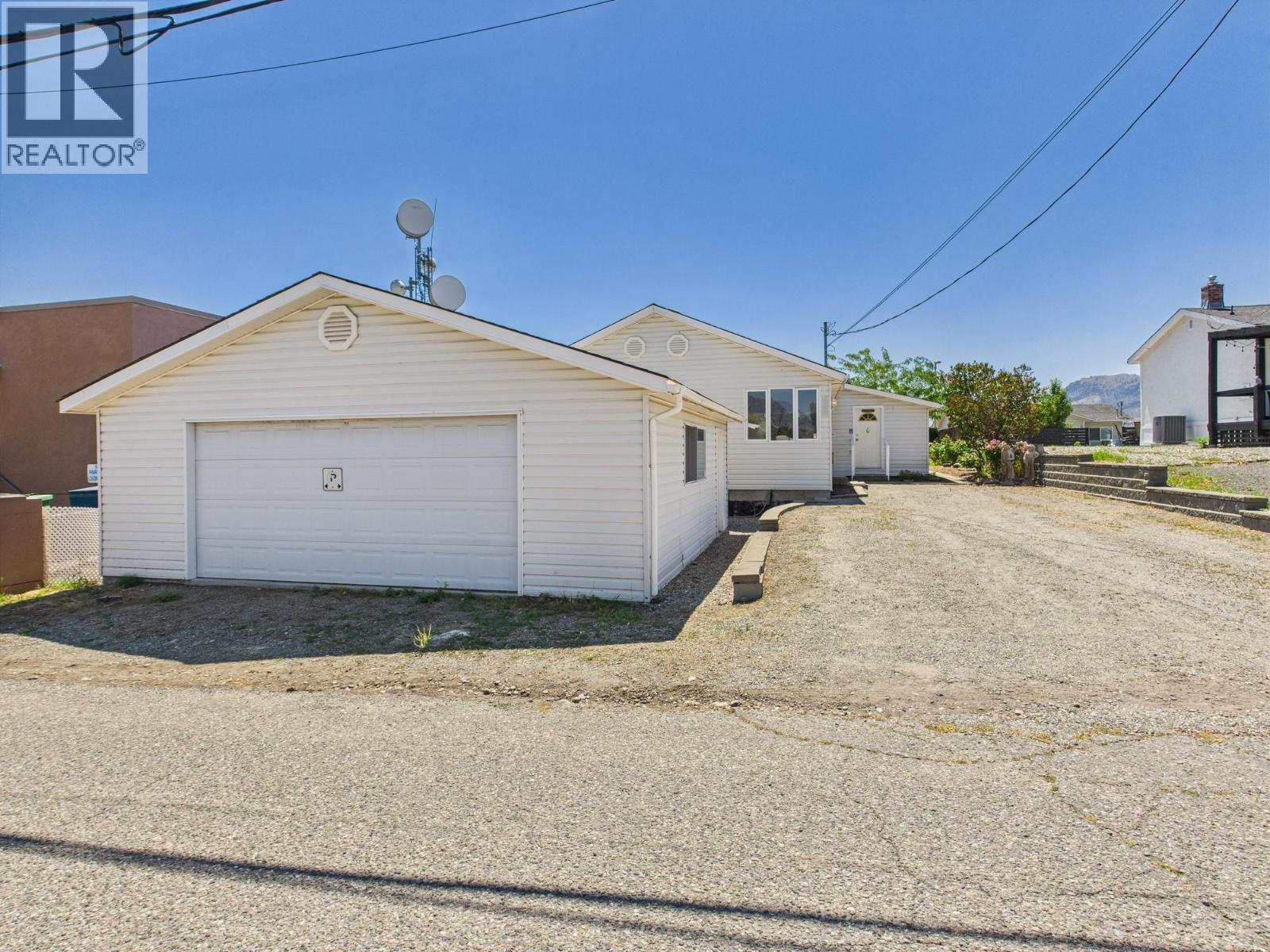 8704 74 Avenue, Osoyoos, BC V0H 1V1