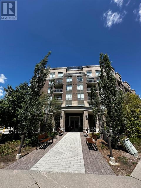 211 540 Bur Oak Ave, Markham, ON L6C 0Y2
