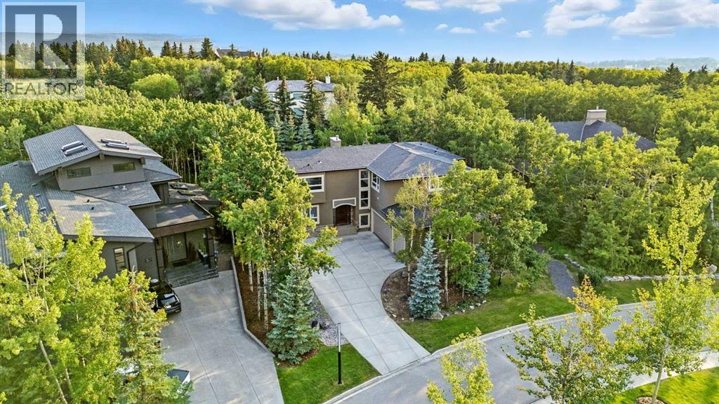 62 Posthill Dr SW, Calgary, AB T3H 0A8
