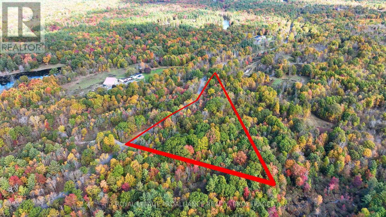 13 Devil Lake Rd, South Frontenac Frontenac South, ON K0G 1X0