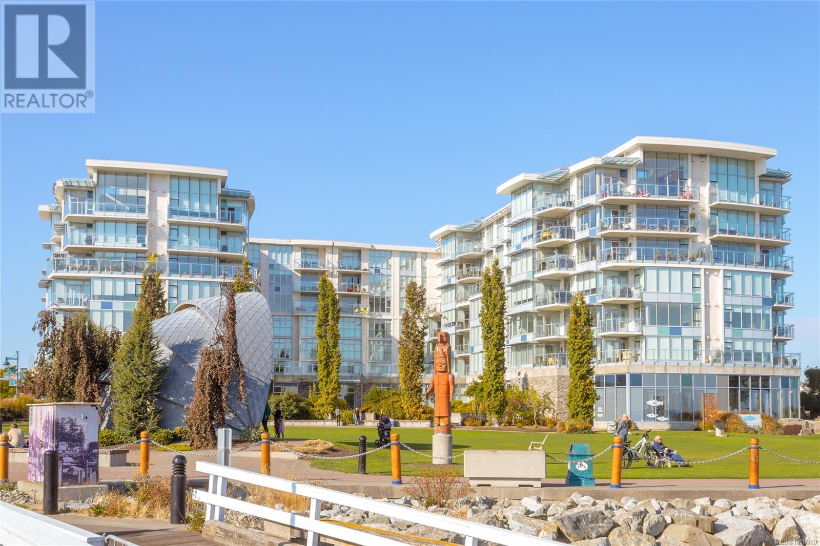 9809 Seaport Pl Unit 301 Pl, Sidney, BC V8L 0A5