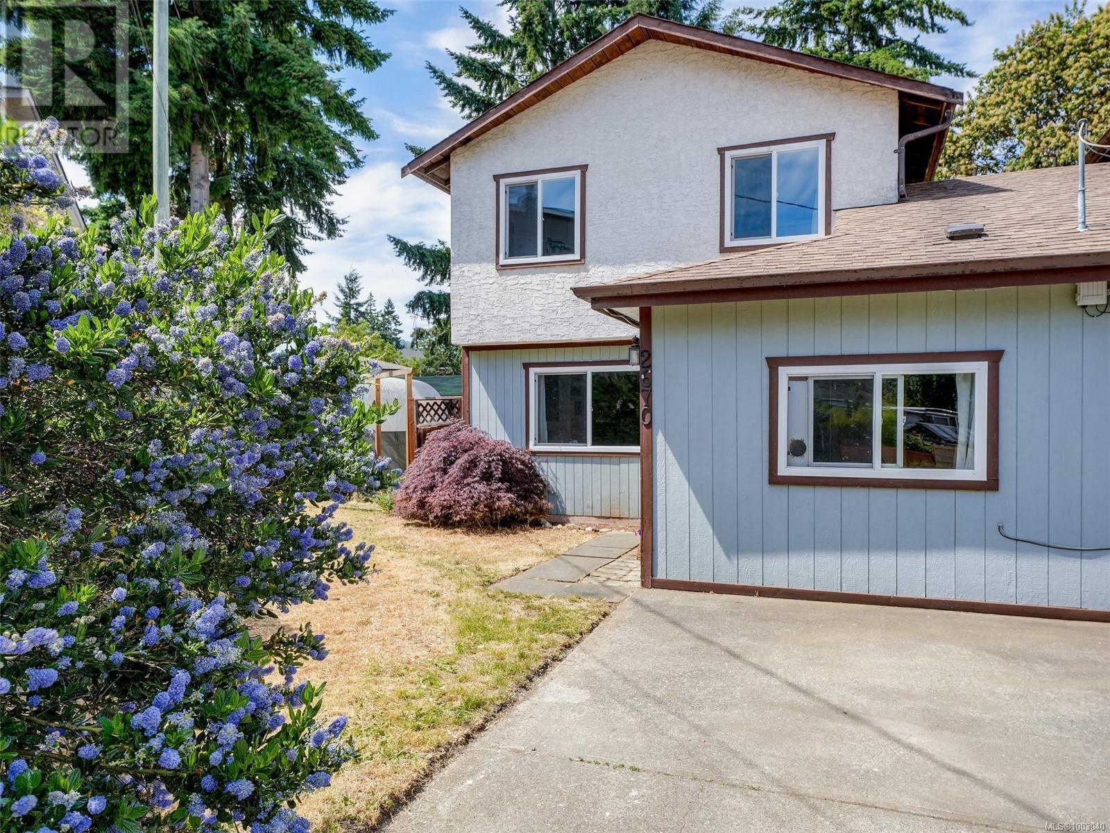 2670 Claude Rd, Langford, BC V9B 3T6