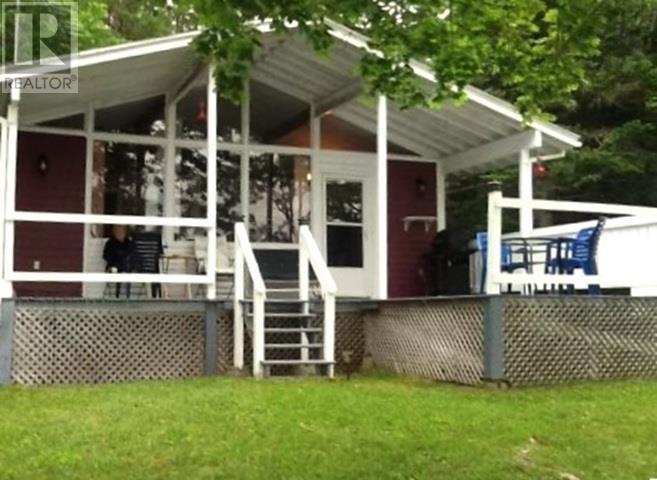 70 Sefferns Lake Dr, Aldersville, NS B0J 2M0