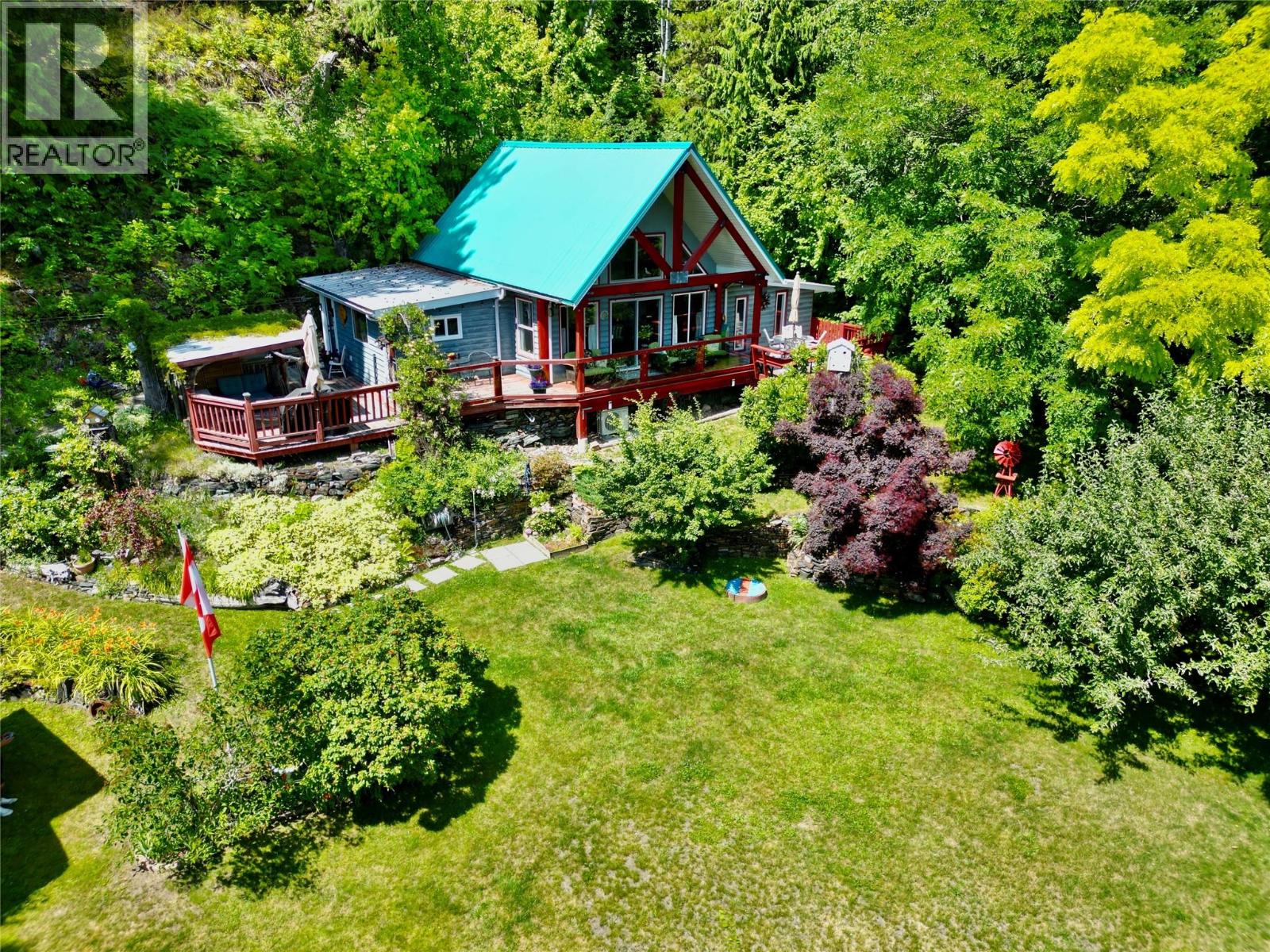 5529 Highway 31 Other, Mirror Lake, BC V0G 1M0