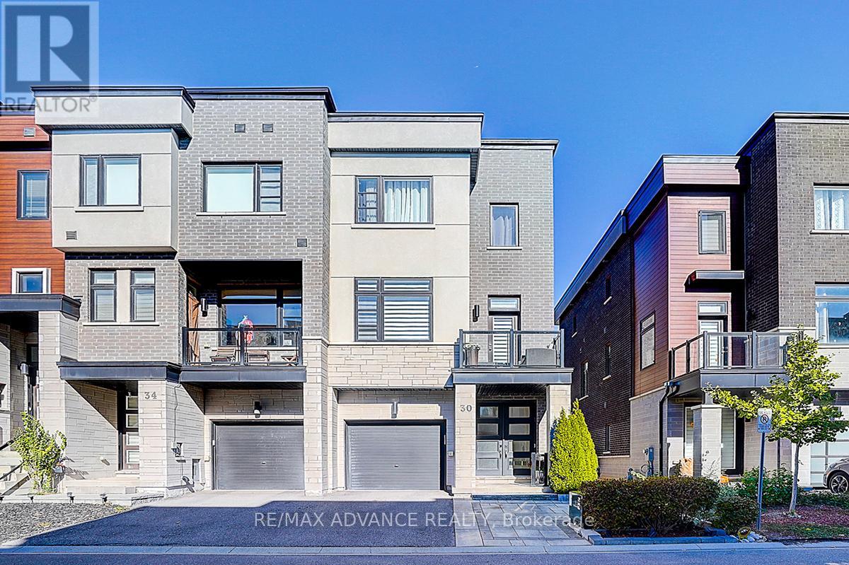 30 Laskin Dr, Vaughan Patterson, ON L6A 5A4