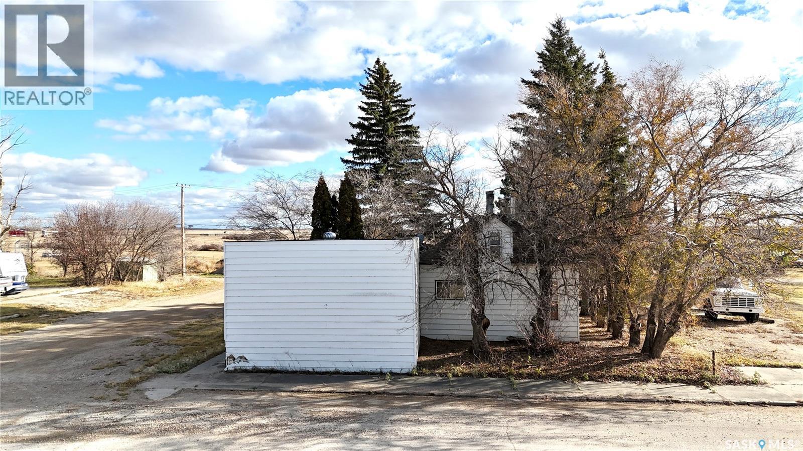 400 Central Ave, Kenaston, SK S0G 2N0