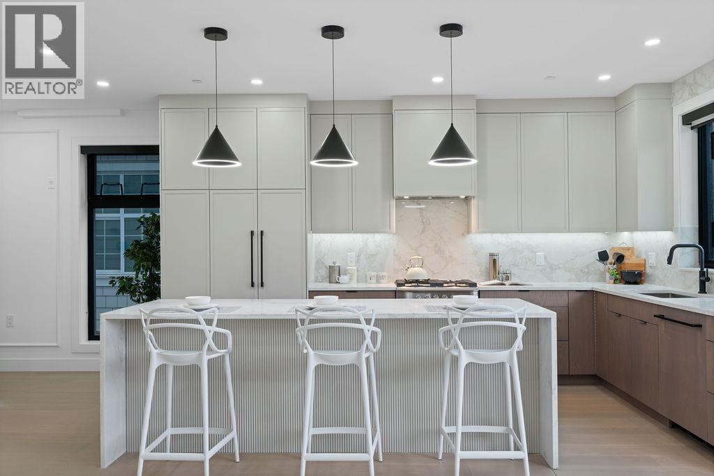 2282 E 8th Avenue Unit 3, Vancouver, BC V5N 1V5