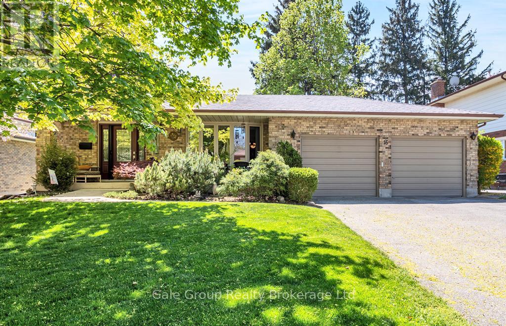 16 Edgar Dr, Brantford, ON N3R 6X8