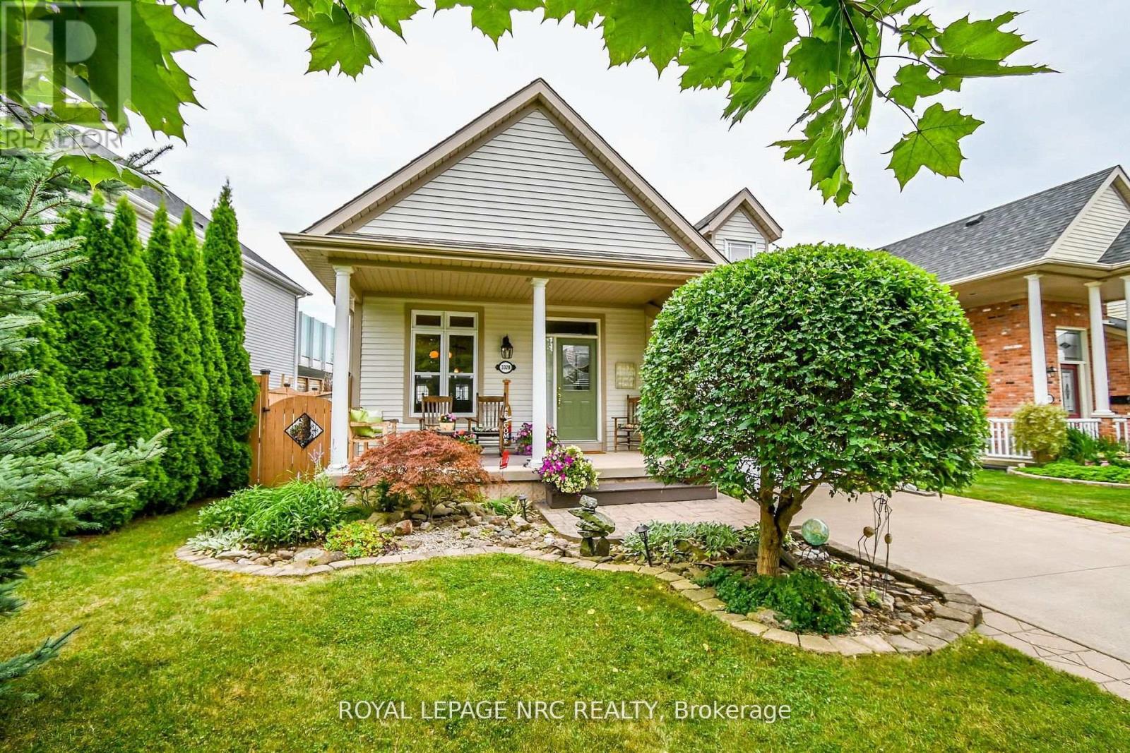 3328 Dustan St, Lincoln, ON L0R 2E0