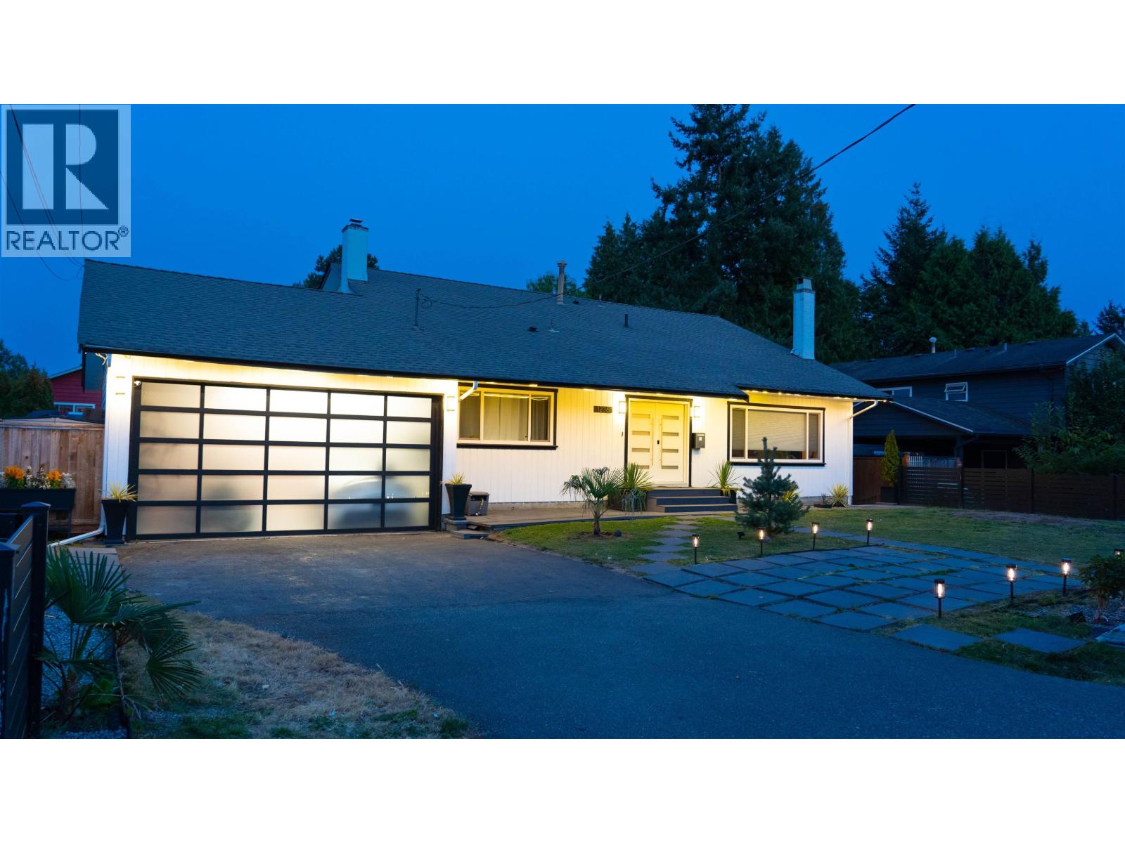 1236 52 Street, Delta, BC V4M 2Z2