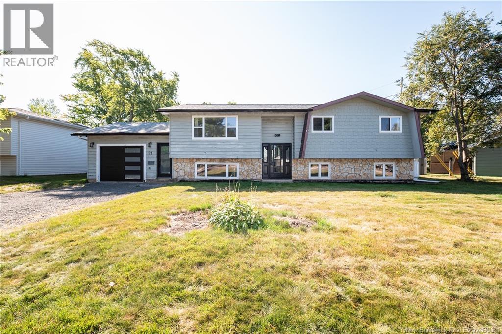 21 Pinder Rd, Riverview, NB E1B 3Z2