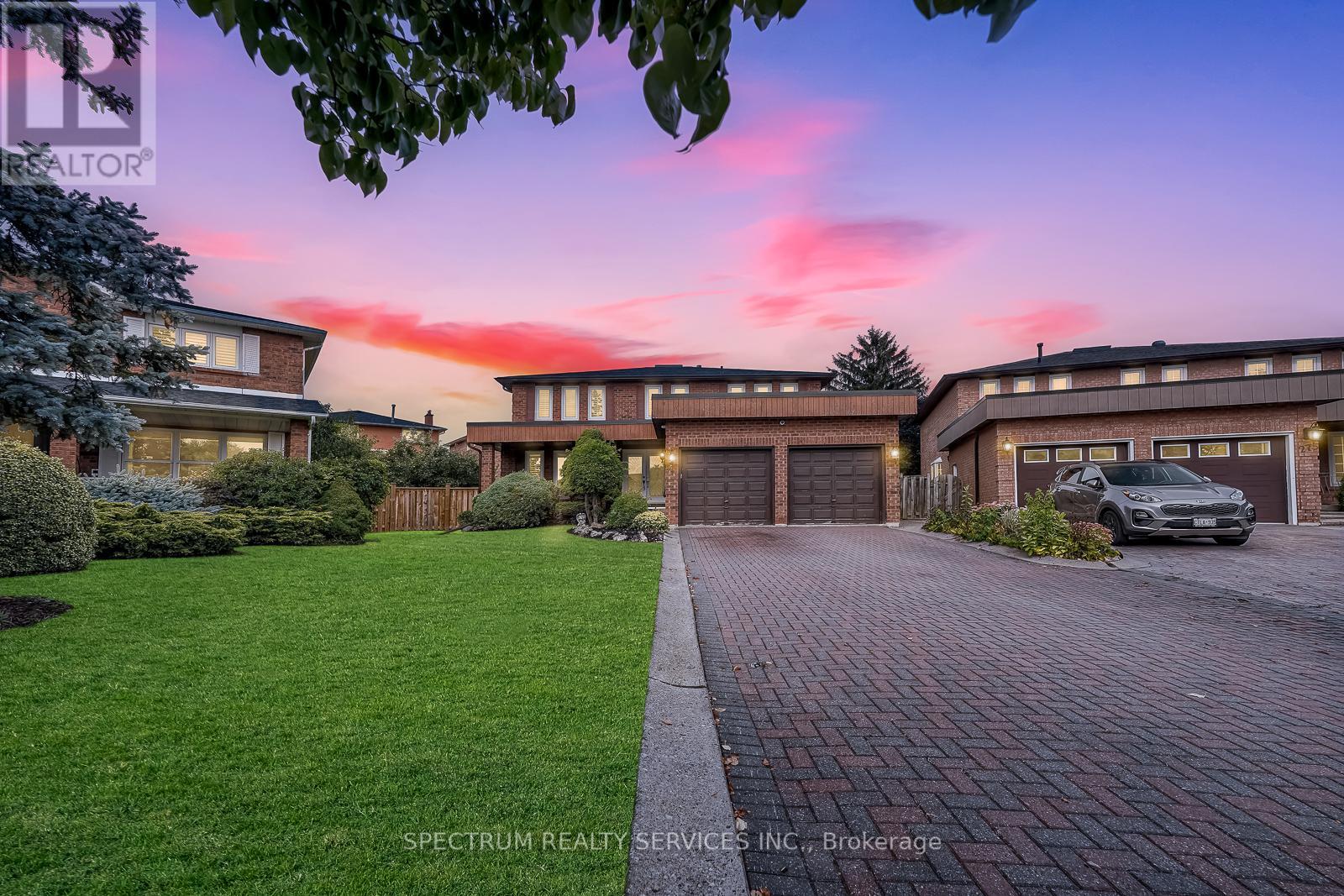 273 Triton Ave, Vaughan, ON L4L 6P9