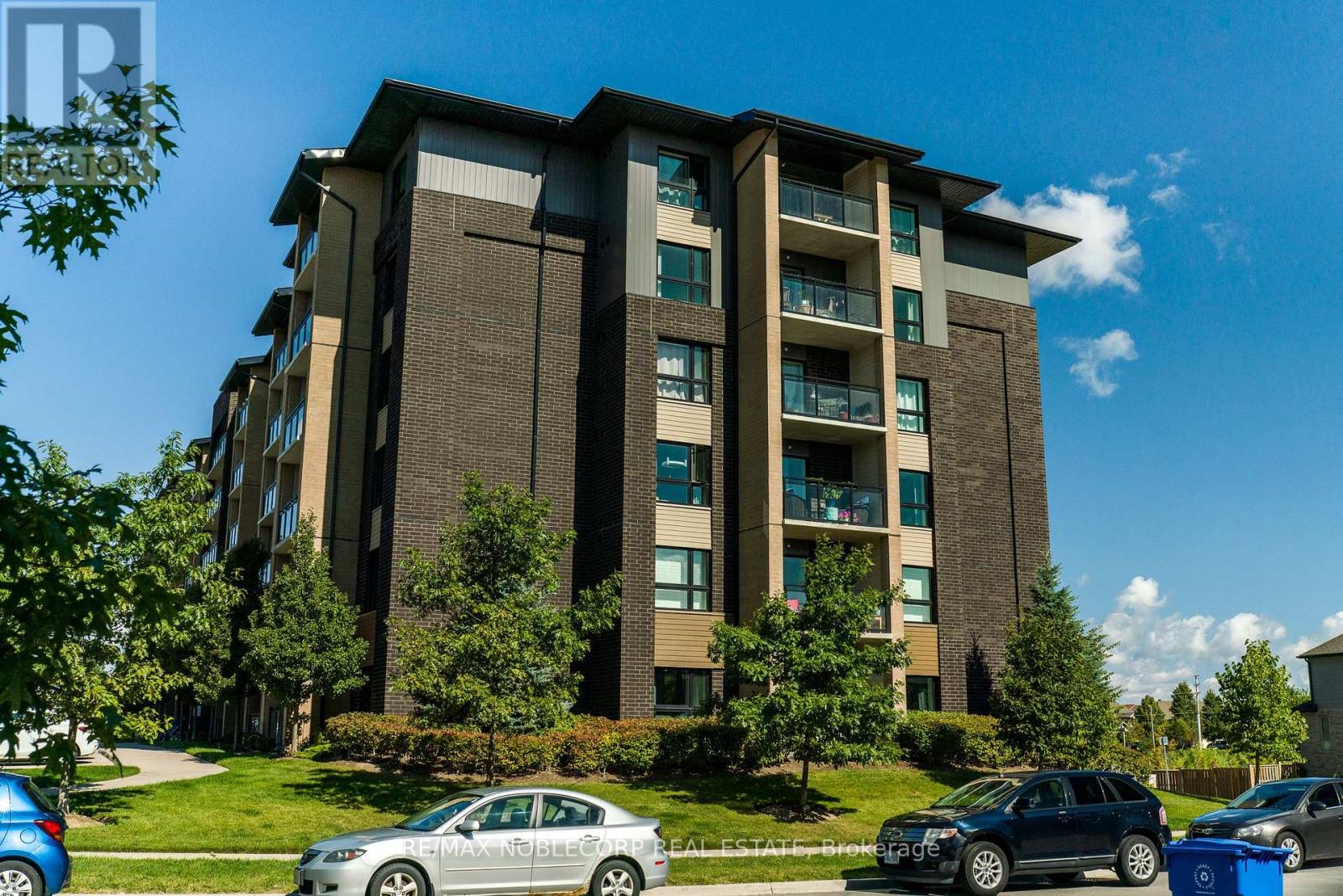 504 7 Kay Cres, Guelph, ON N1L 0P9