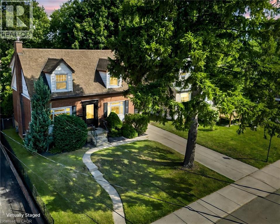 131 Rosedale Ave, Hamilton, ON L8K 4N3