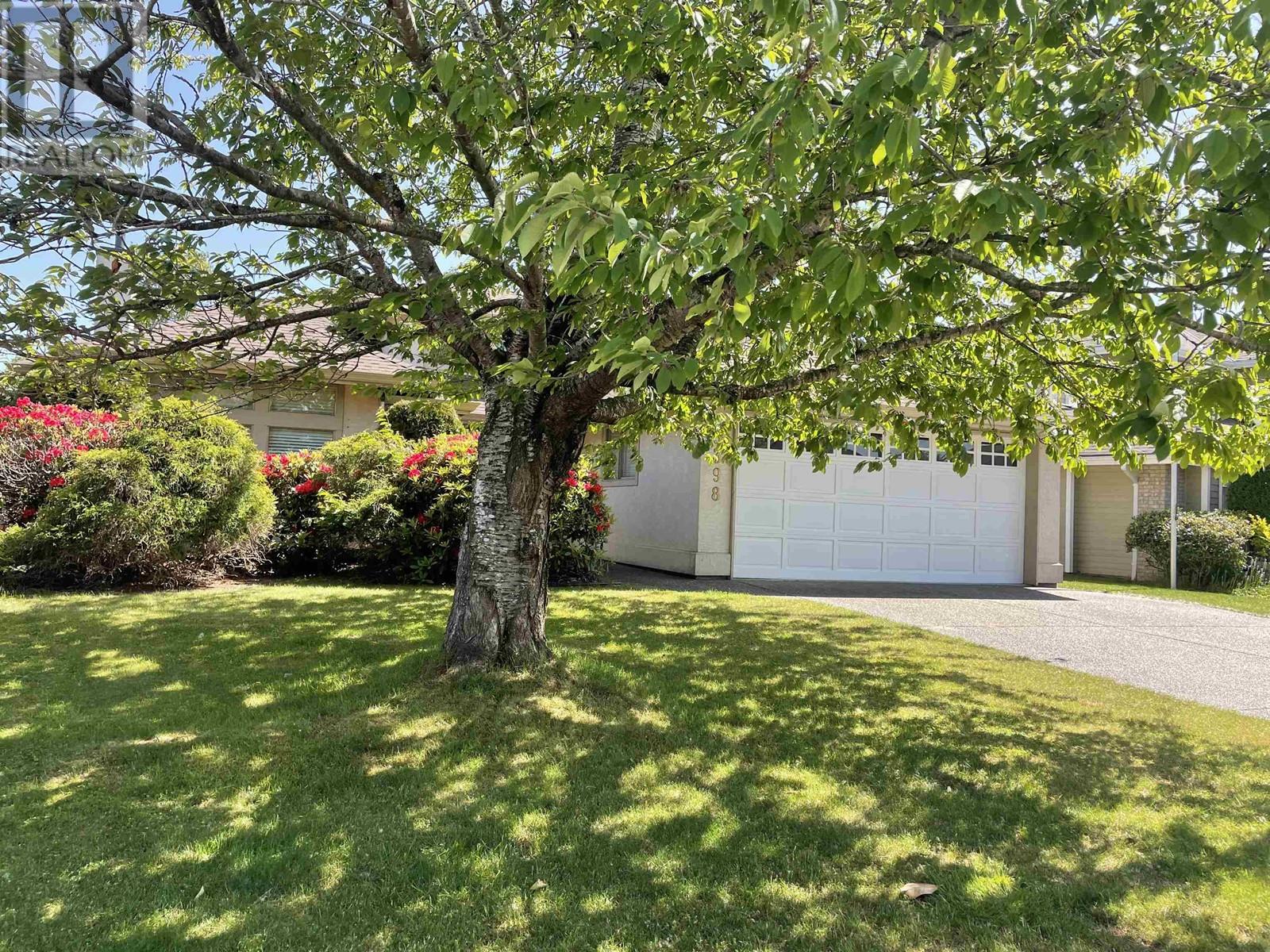 5398 Commodore Dr, Delta, BC V4K 5B7