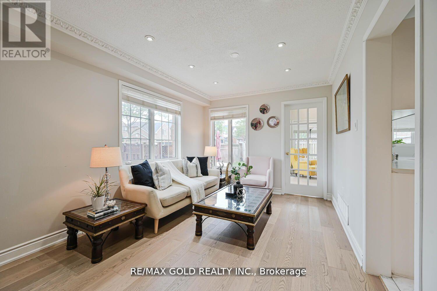 44 Ribbon Dr, Brampton Sandringham-wellington, ON L6R 2C5