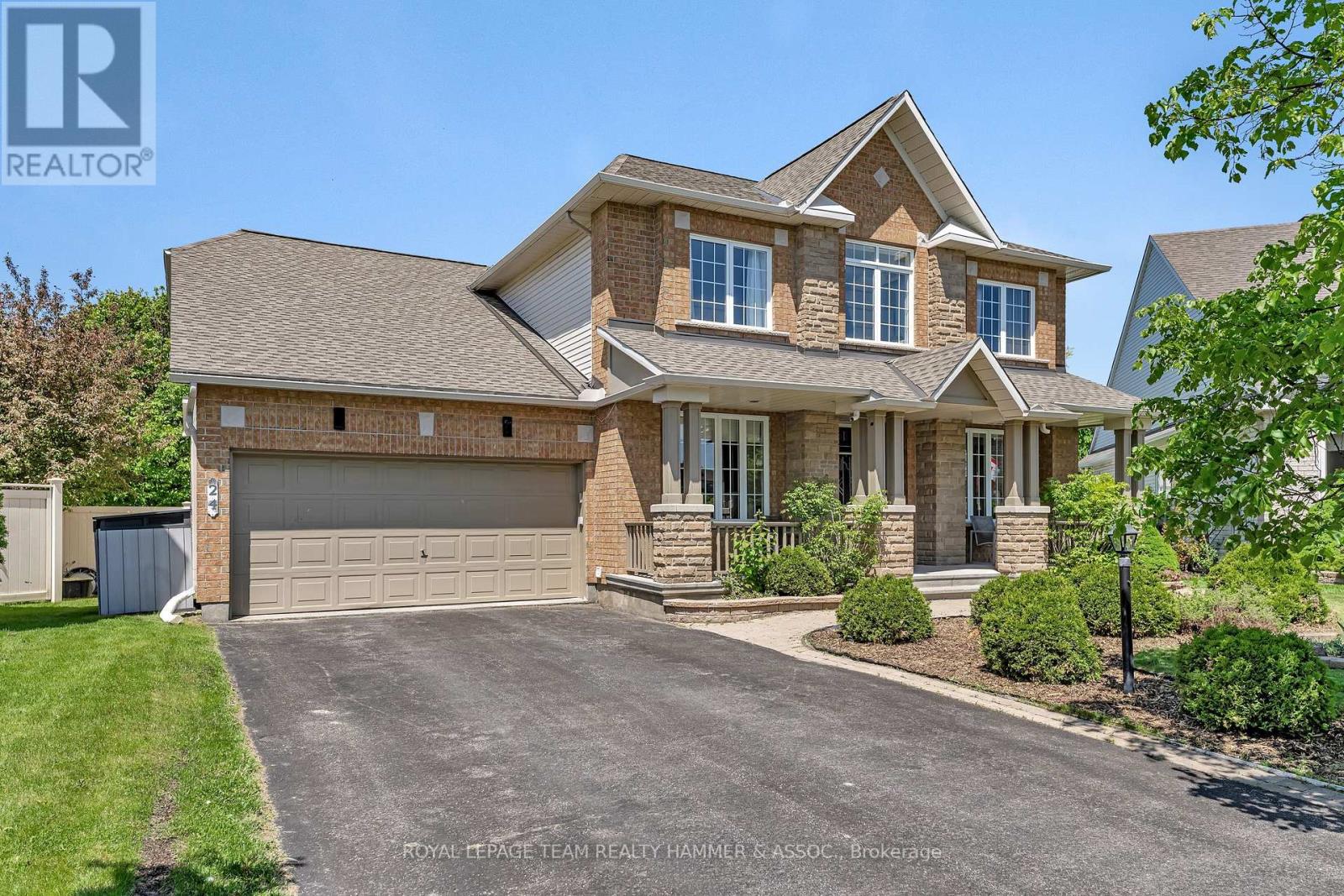24 Tierney Dr, Ottawa, ON K2J 4T3